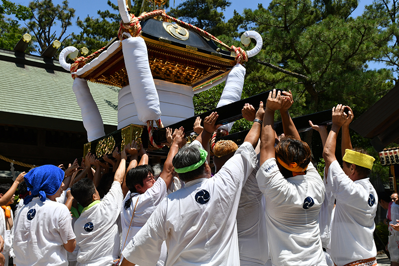 八剱神社例祭 湊町神輿