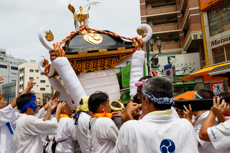 市民まつり湊町神輿