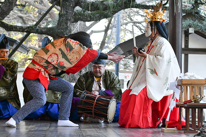 高根神明社の神楽