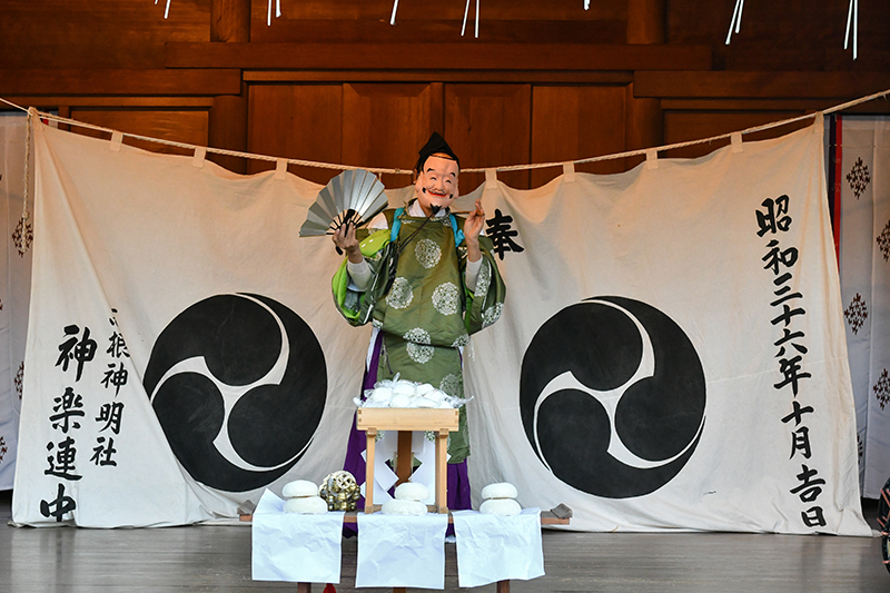 高根神明社の神楽